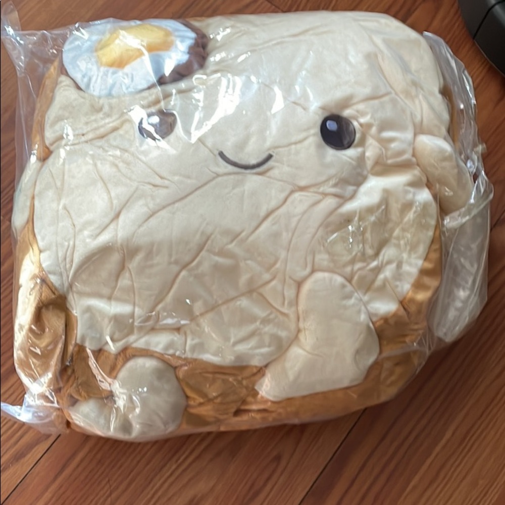 BRAND NEW PLUSHIE